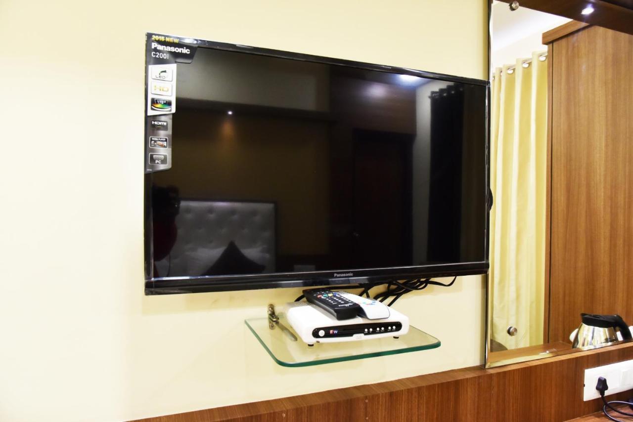 Hotel Amritsar International 2 Min Walk From Amritsar Bus Stand Dış mekan fotoğraf