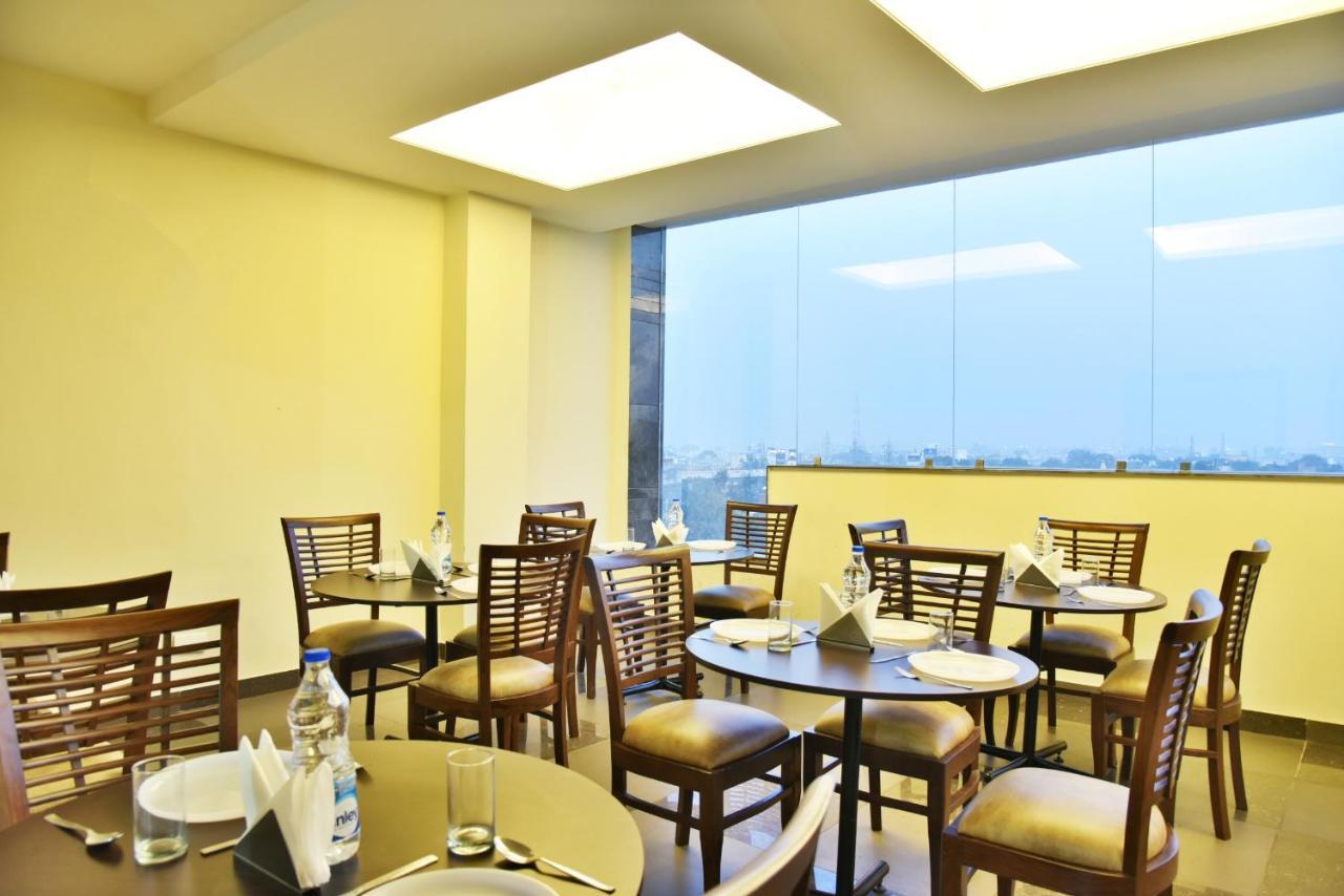 Hotel Amritsar International 2 Min Walk From Amritsar Bus Stand Dış mekan fotoğraf