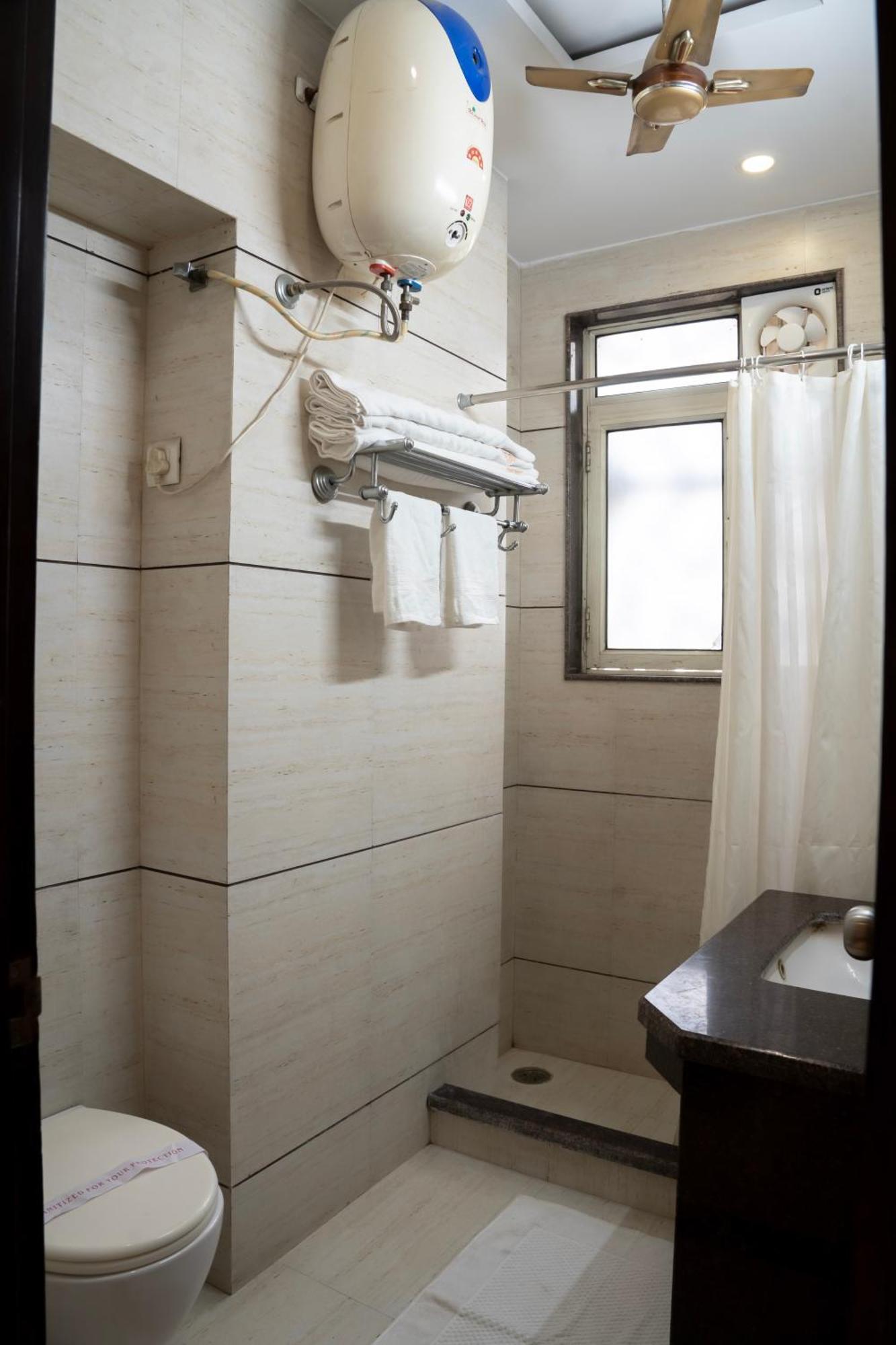 Hotel Amritsar International 2 Min Walk From Amritsar Bus Stand Dış mekan fotoğraf